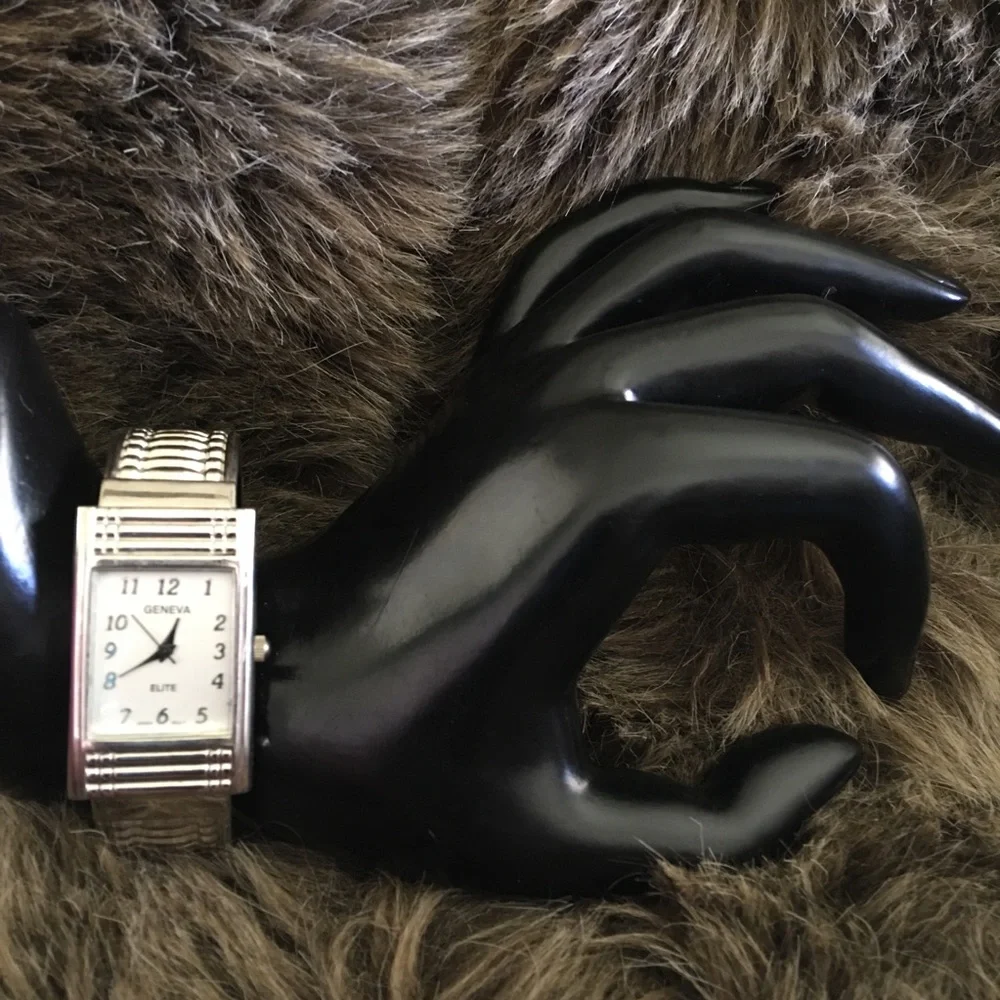 Ladies Geneva Elite #932 clamp bracelet watch